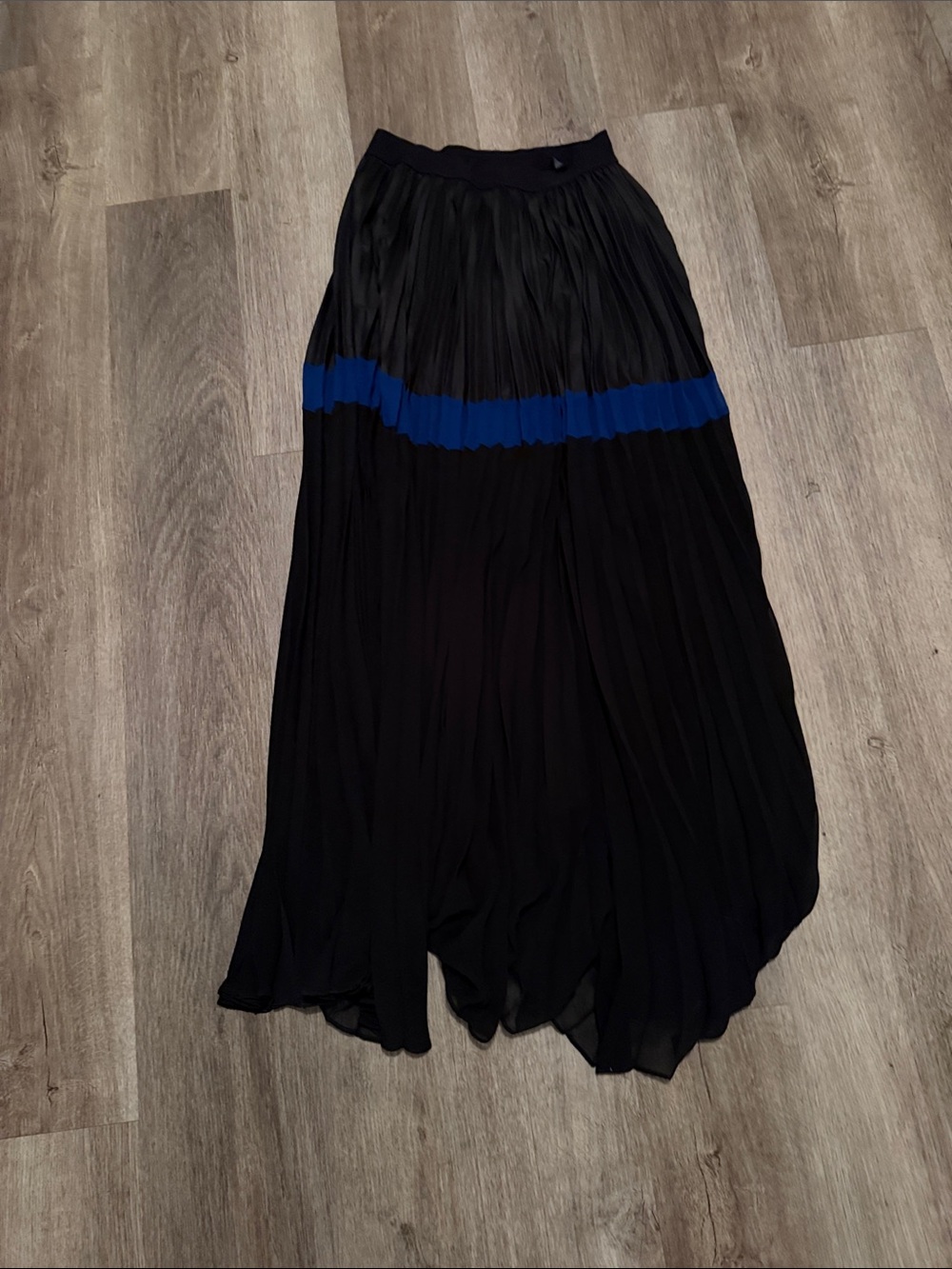BCBGMaxAzria Black Maxi Skirt with Blue Band